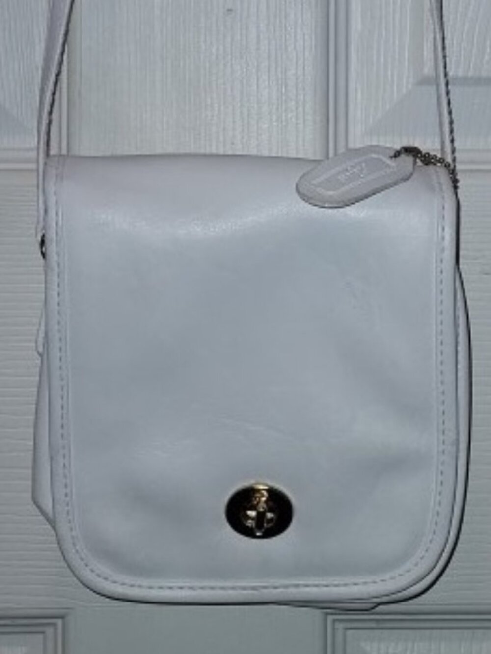 Y2K Vintage L'egent Companion Flap Twist Lock Faux Leather Bag Crossbody Purse
